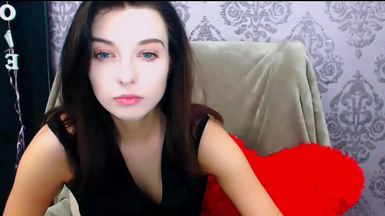 Freechat DominaLuna on Streamray