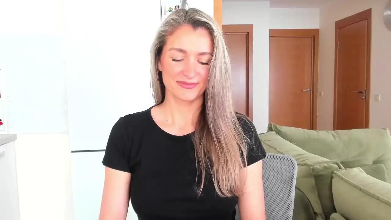 FantasticOne on Streamray