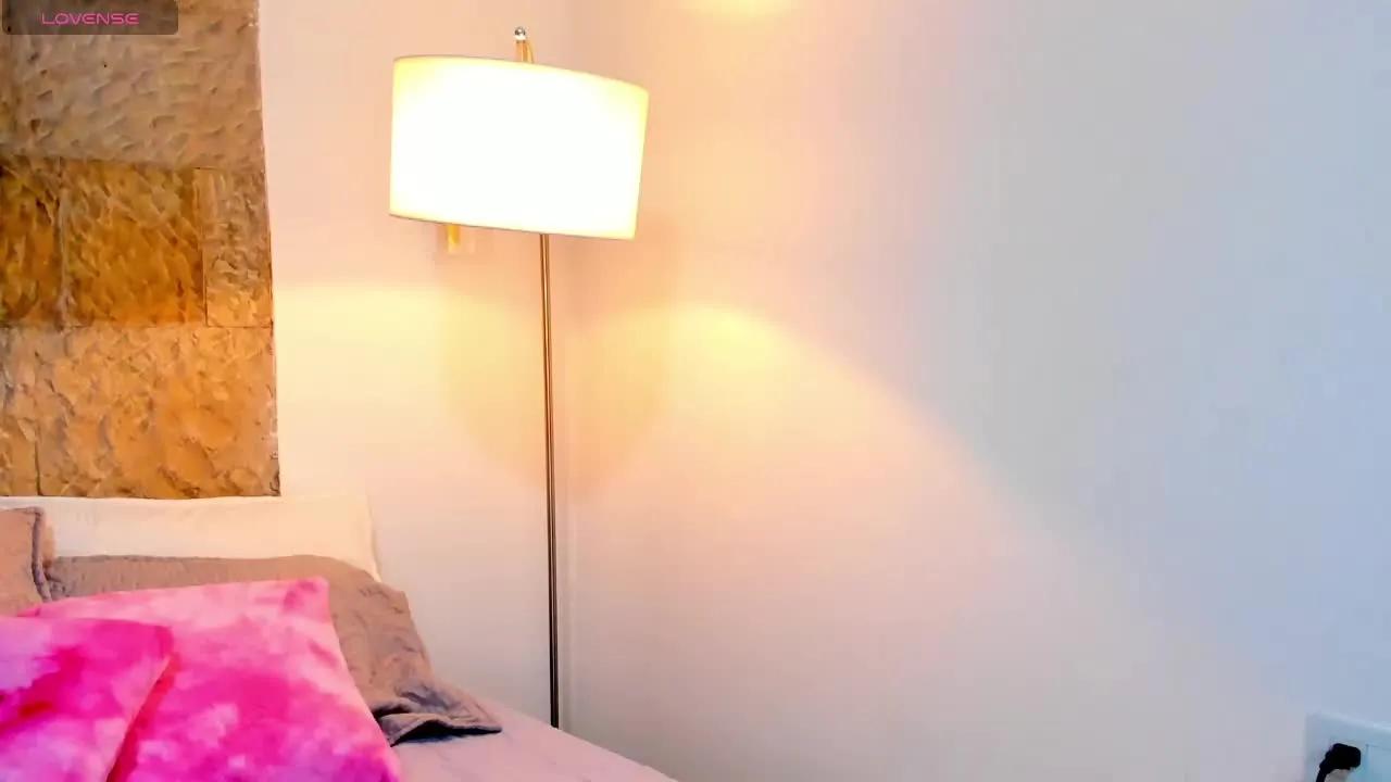 HannaConnor on Streamray 