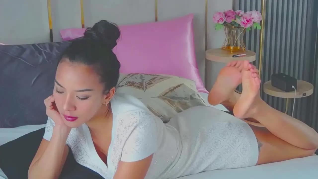 KinkiNicoleCummings on Streamray 