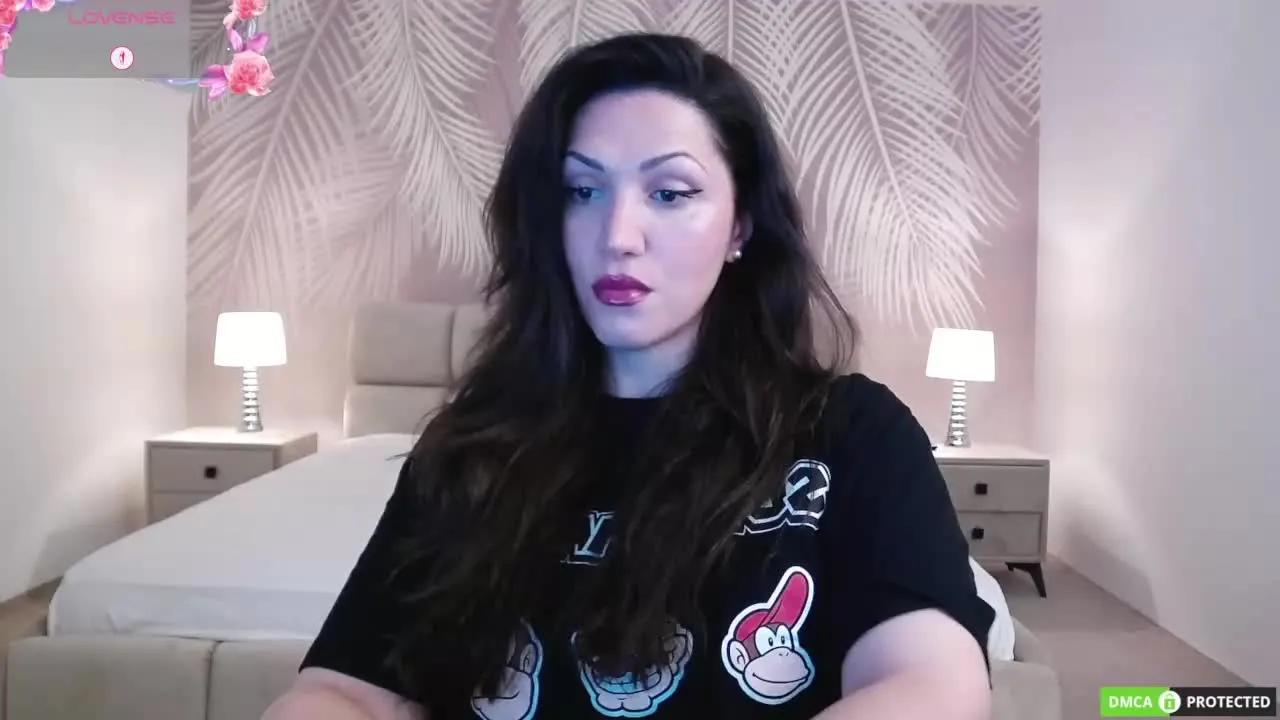 Offline LaraK on Streamray