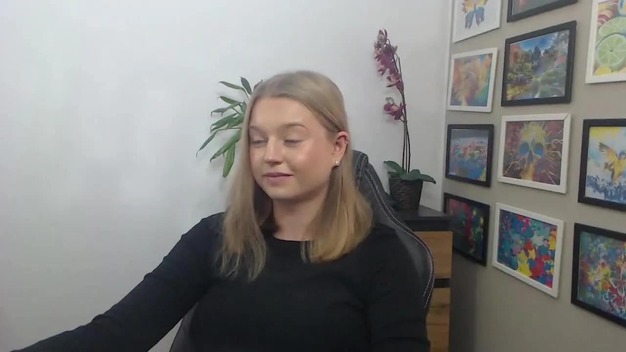 littleERICA on Streamray 