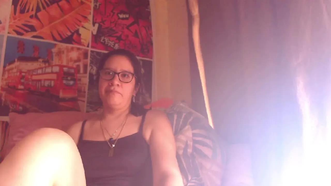 Offline luciana45 on Streamray