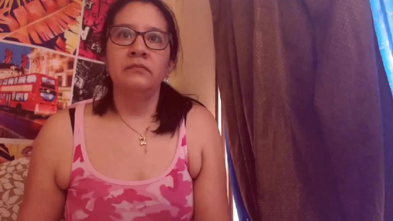 Offline luciana45 on Streamray