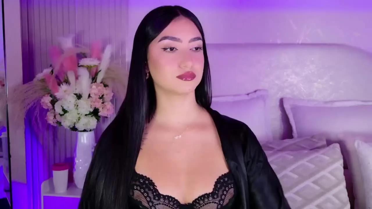 ManuelaHall on Streamray