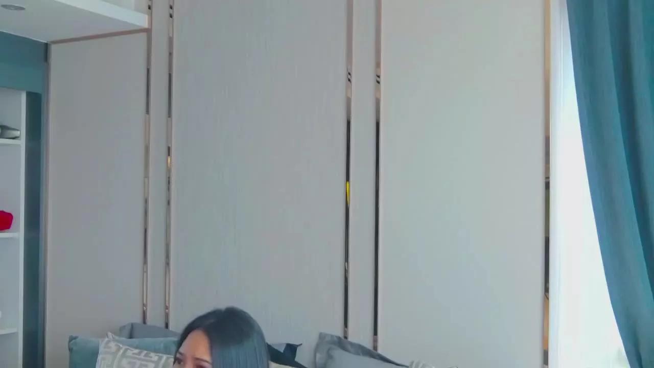 Offline SelenaStarling on Streamray