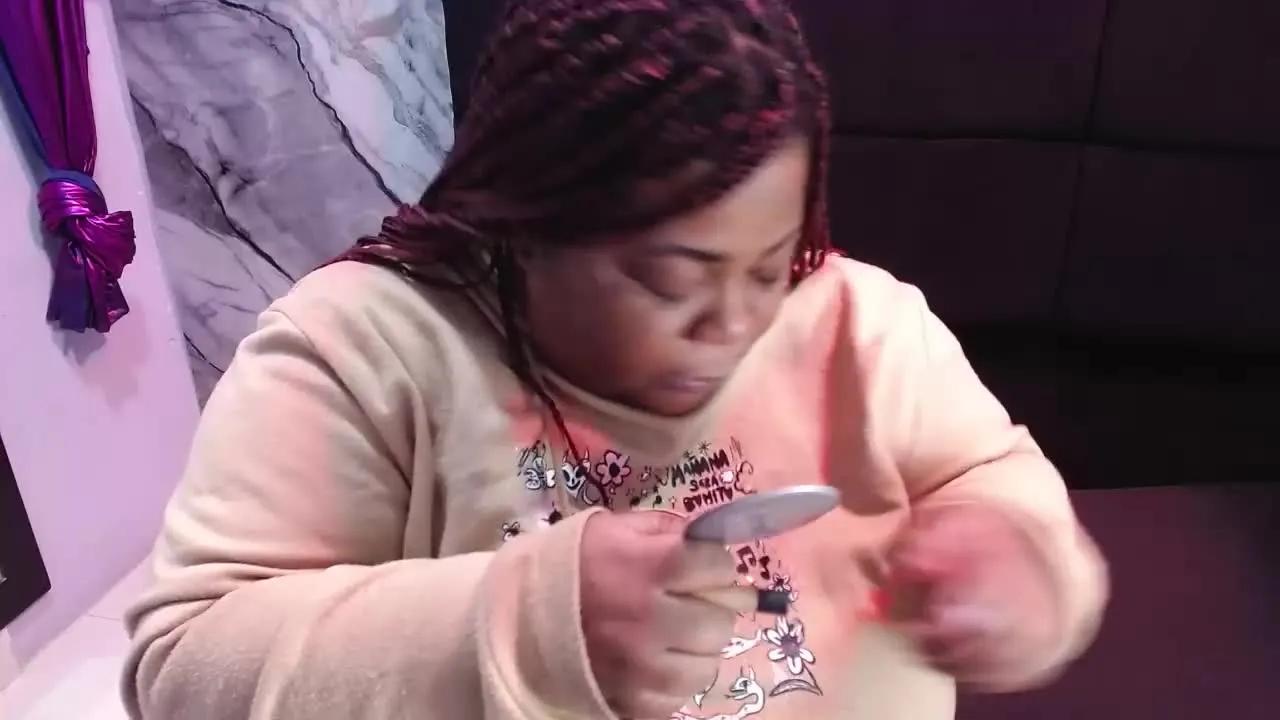 Offline ShantalBrown on Streamray