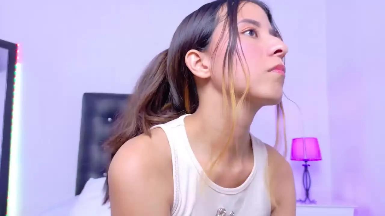 Offline skinny_hottie on Streamray