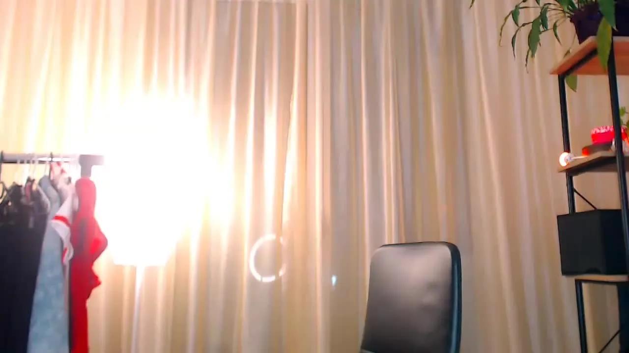 Offline SoBlueEyes on Streamray