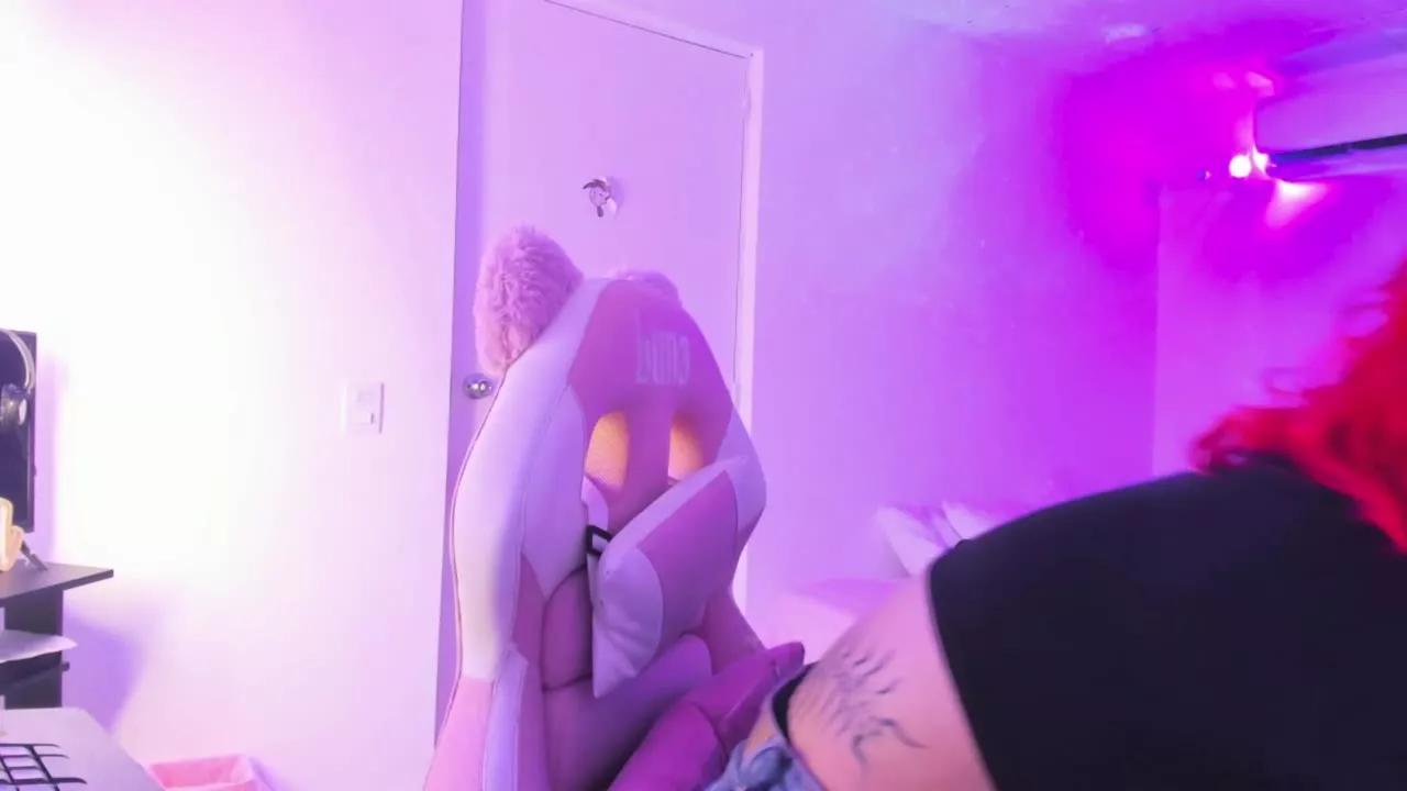 Succubus_Dolly on Streamray 