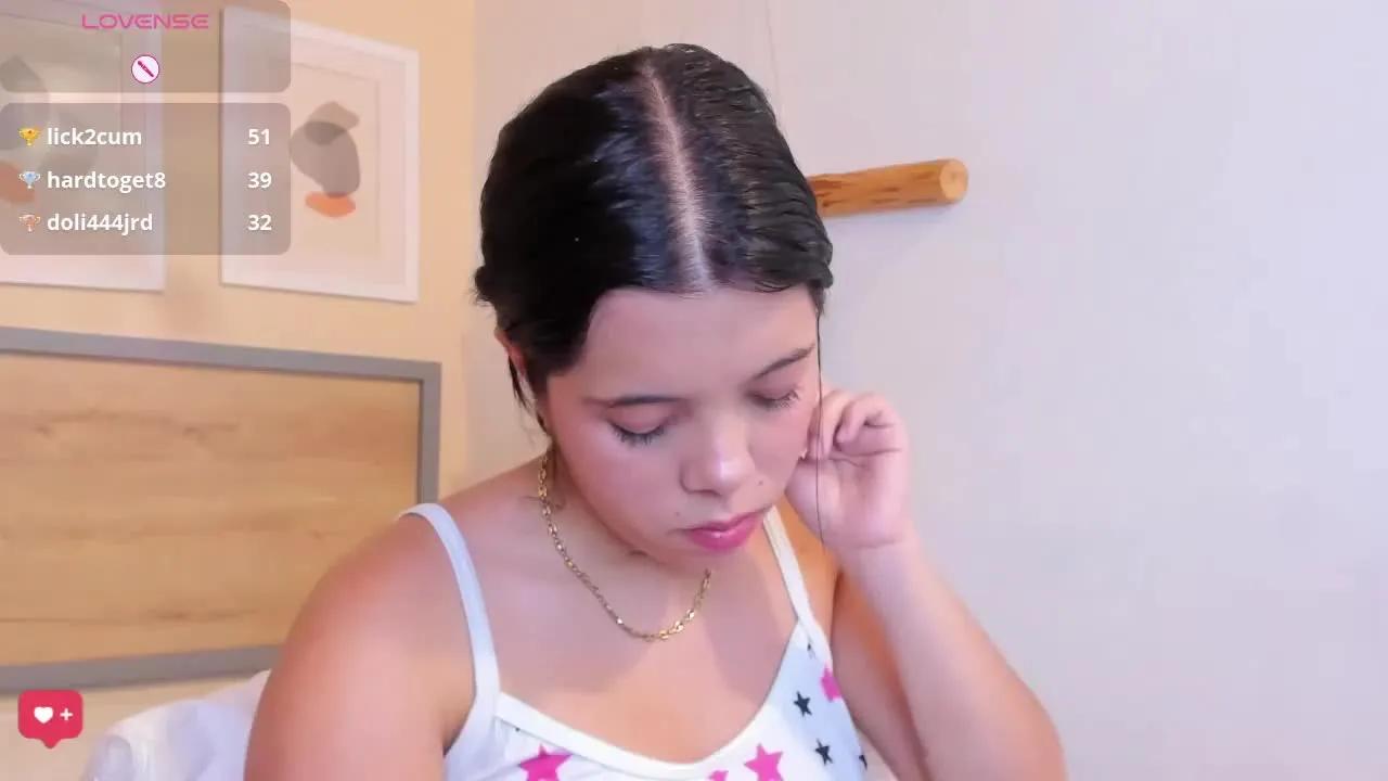 Offline SwettLia on Streamray