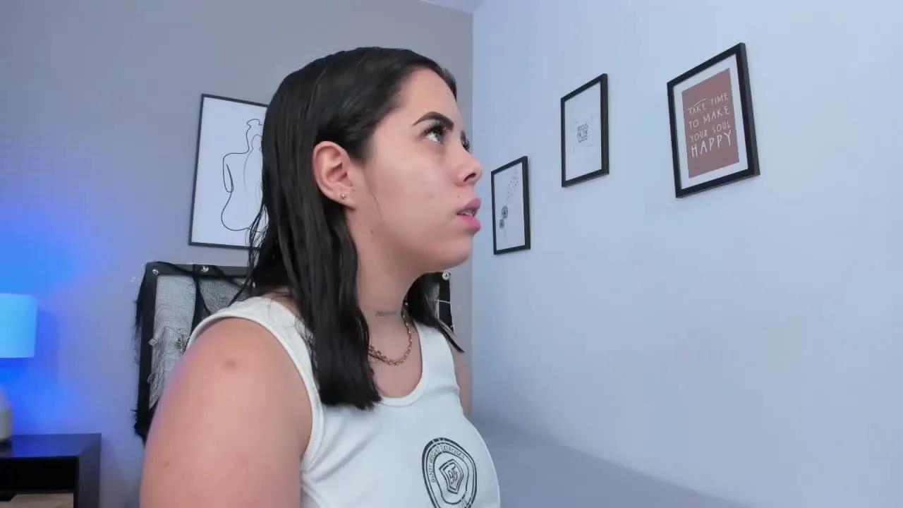 Offline SwettLia on Streamray