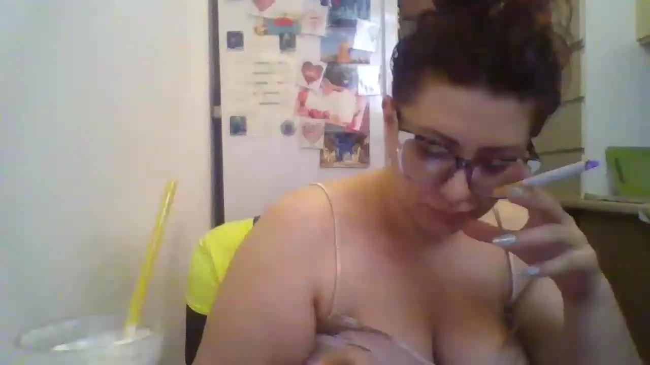VelvetPurple on Streamray 