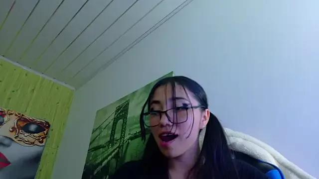 Freechat _Emmaa_Harper on StripChat