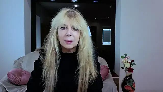 Freechat Anna_Diax on StripChat