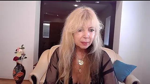 Freechat Anna_Diax on StripChat