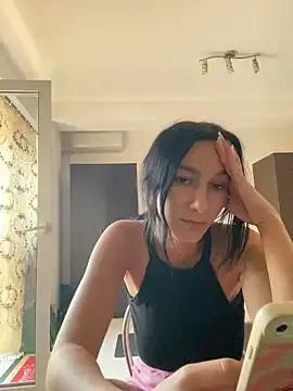 AnnnMary on StripChat 