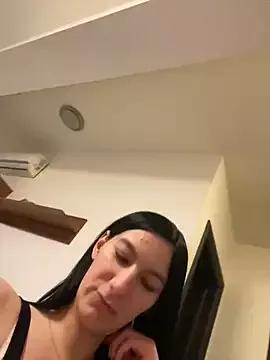 AnnnMary on StripChat 