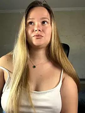 CaramelleSugar_ on StripChat 