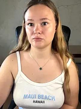 CaramelleSugar_ on StripChat 