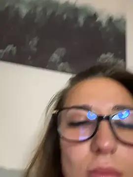 Celine_charme — Doggy pose + fesses