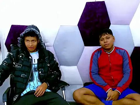 Freechat DaveHottx on StripChat