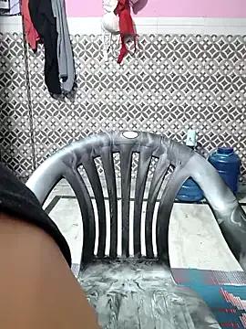 Freechat Divya_Bharti on StripChat