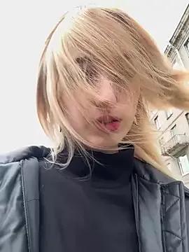 Photos of DollyTall from StripChat is Freechat