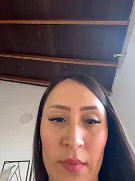 Freechat ellie_mcdonald on StripChat