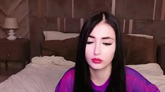 EmmaLawrens on StripChat 