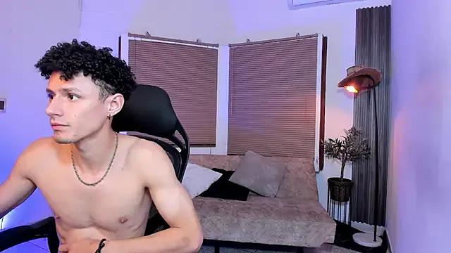 Freechat Fun_BoysW on StripChat