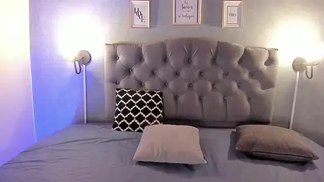 Freechat GiannaSlimJB on StripChat