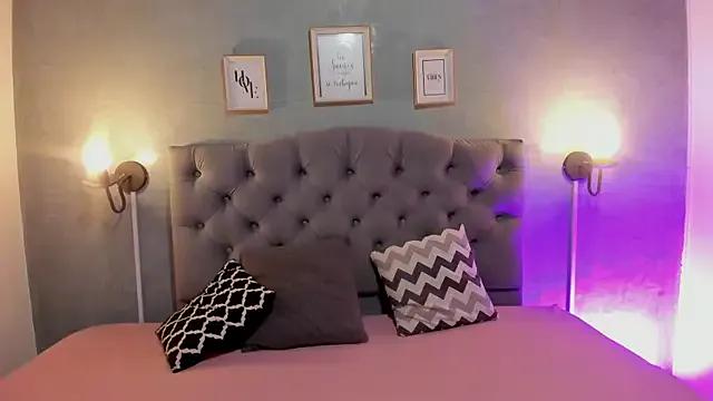 Freechat GiannaSlimJB on StripChat