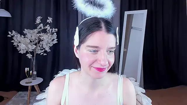 helentasty on StripChat 