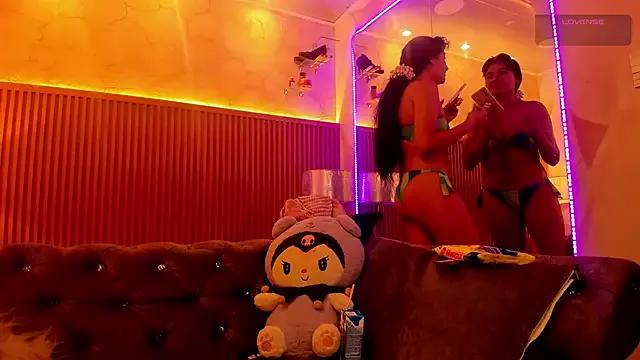 HollyHill_ on StripChat 