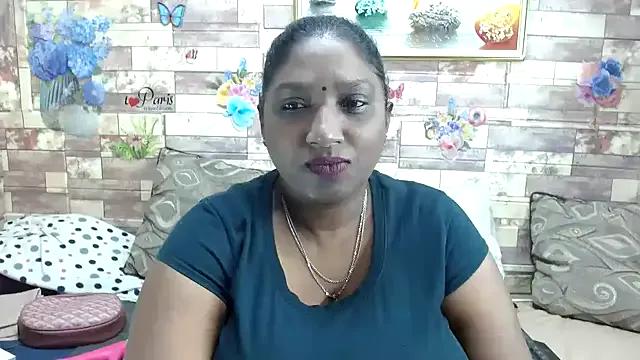 Indian_tracy on StripChat 
