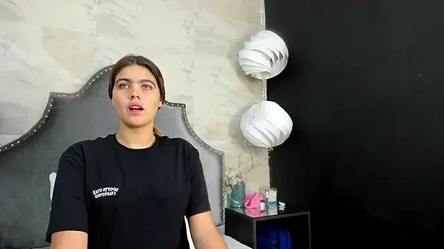 Freechat isabel_09 on StripChat