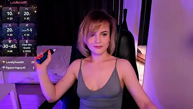 JessicaBeverly on StripChat 