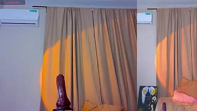 Photos of KateBleare from StripChat is Freechat