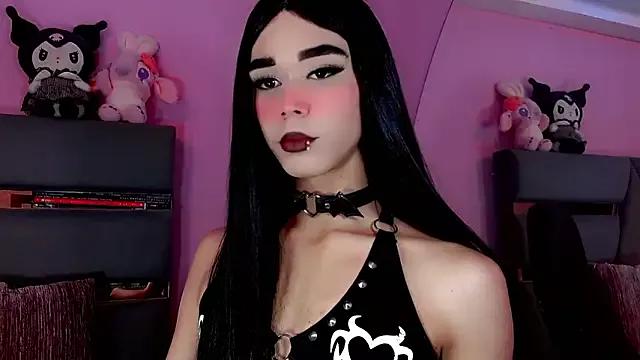kimMaddiee on StripChat 