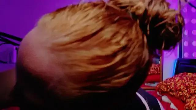 Freechat KittiePurry69 on StripChat