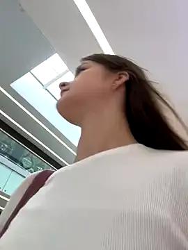 KittyQueeny on StripChat 