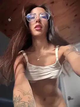 Get ready to be blown away by the hotness and skill of our dp free live sex cam sluts on our dp page. From girlswithbangs to selfiesInTheNude, we've got the most sensual free adult cam range