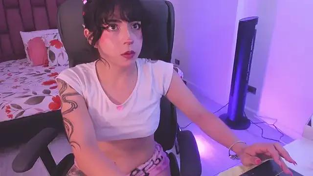 Lill_emma on StripChat 