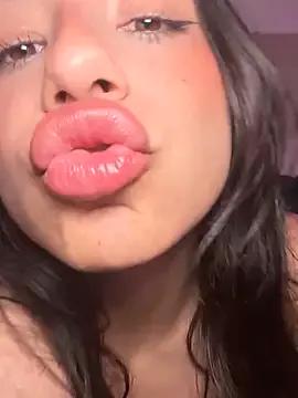 Photos of LoveLillyy from StripChat is Freechat