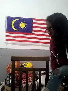 Freechat mamakarma1403 on StripChat