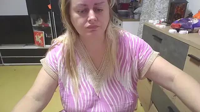 Freechat Meliss_Official9 on StripChat