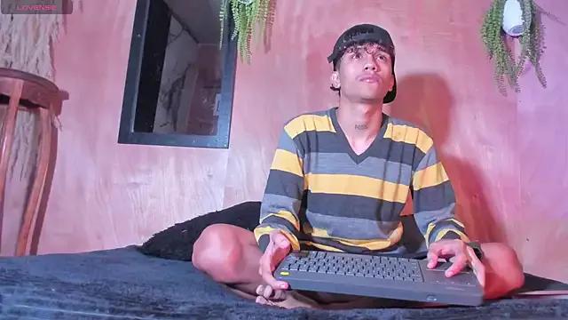 Freechat milo_crave on StripChat