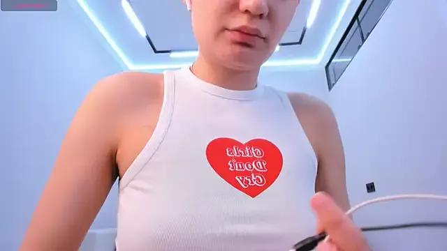 miss_shine on StripChat 