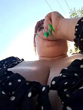 Miss_tits2025 on StripChat 